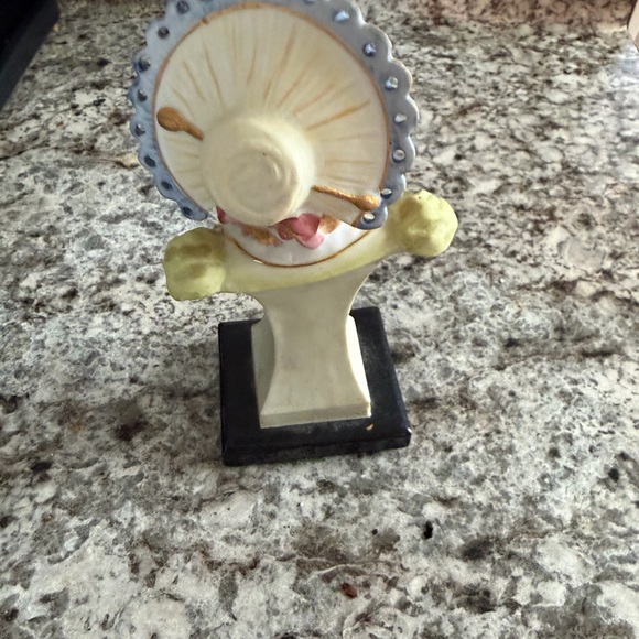 Vintage Porcelain Victorian Bust Lady - Picture 7 of 8